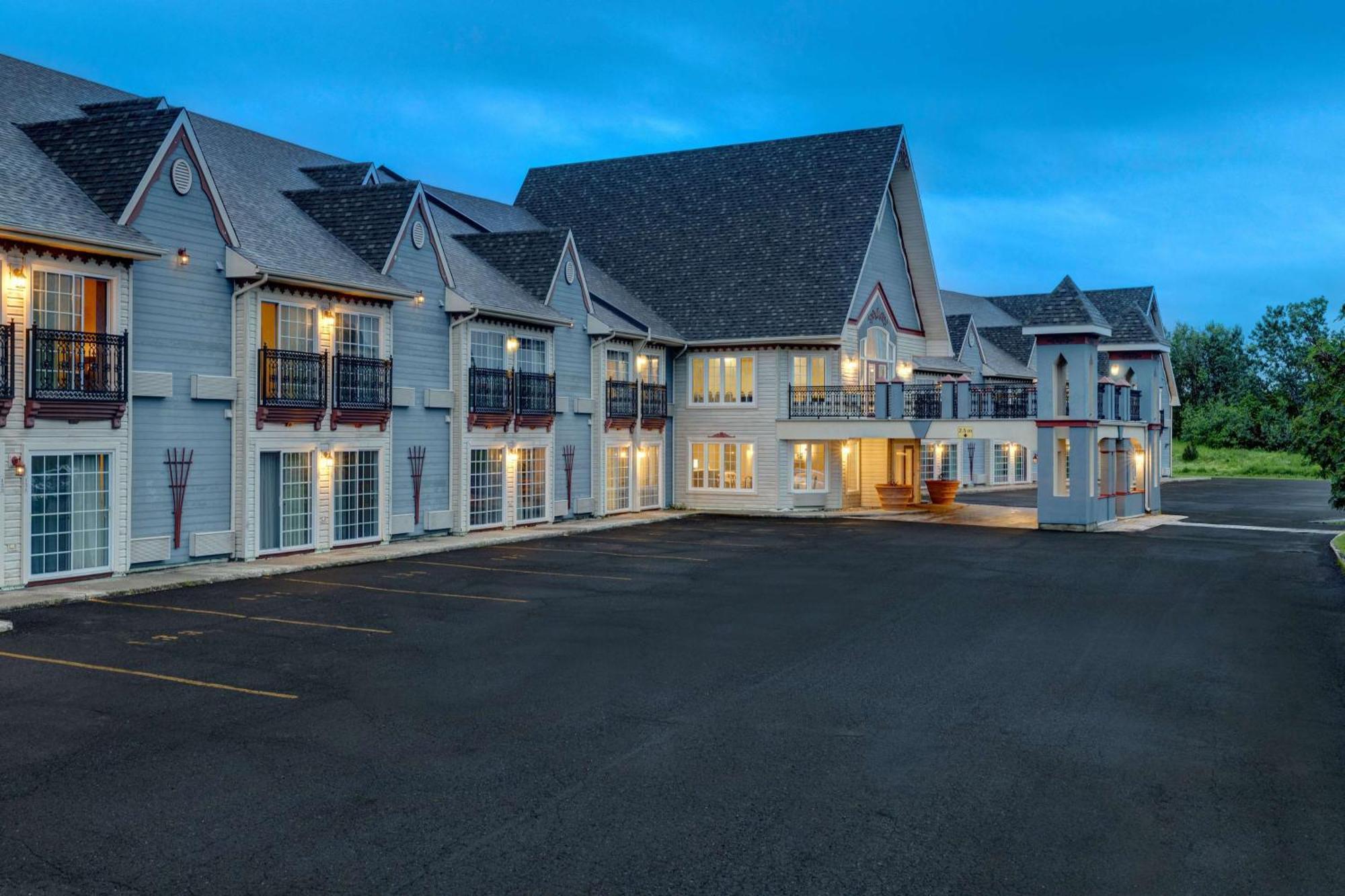 Days Inn By Wyndham Edmundston Eksteriør bilde