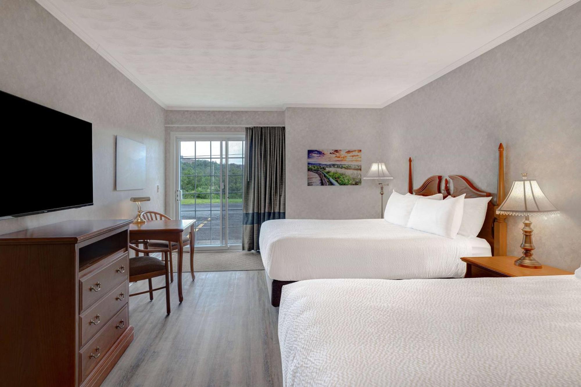 Days Inn By Wyndham Edmundston Eksteriør bilde