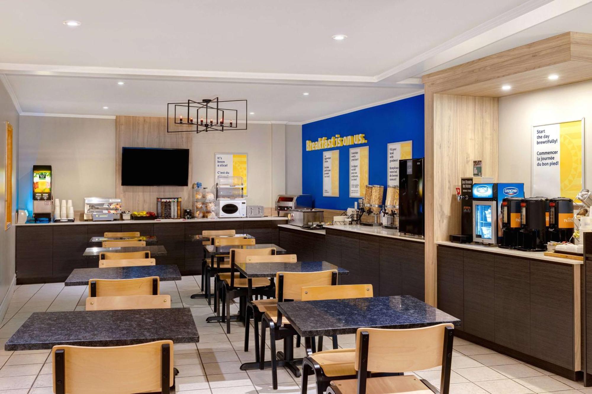 Days Inn By Wyndham Edmundston Eksteriør bilde